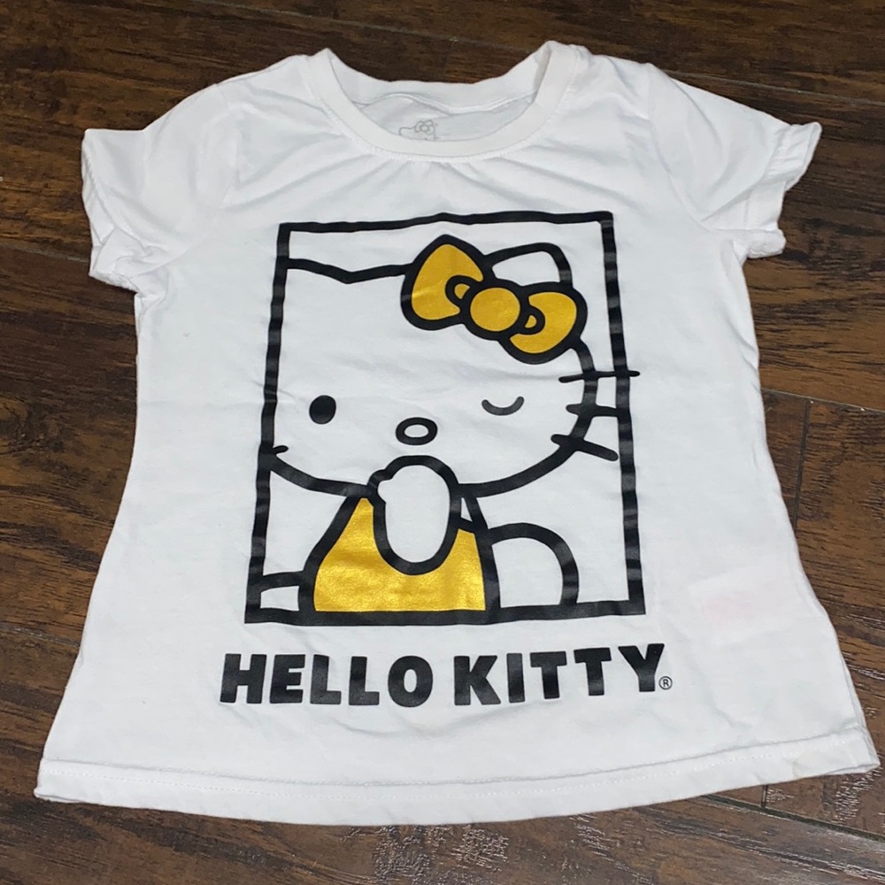 Hello kitty Top